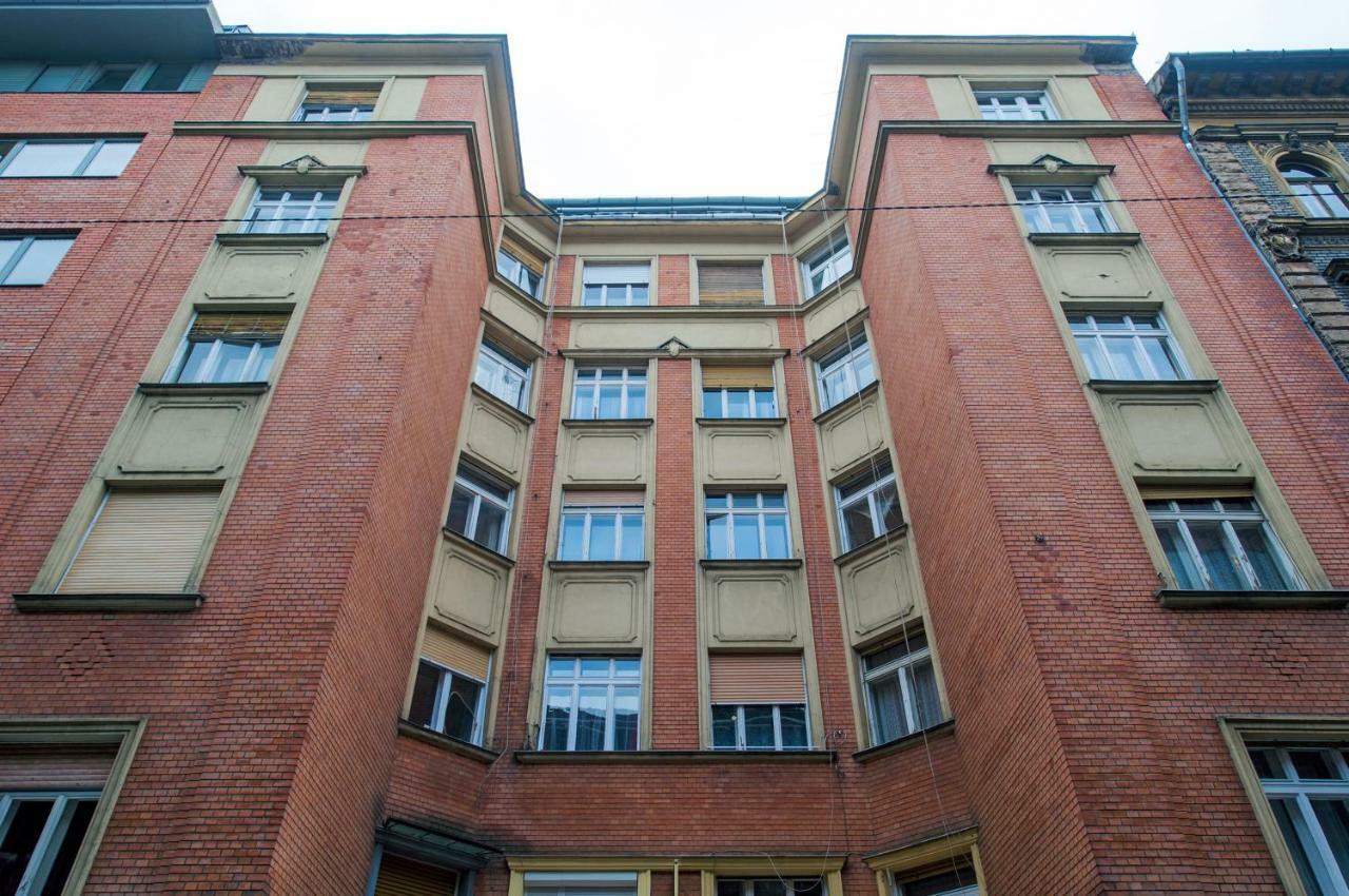 Parking, Ac, 2 Bedroom Design Flat In The Center Boedapest Buitenkant foto