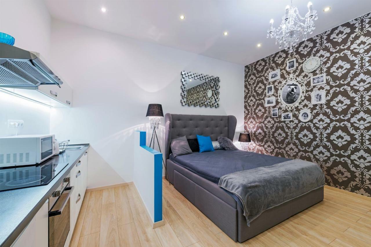Parking, Ac, 2 Bedroom Design Flat In The Center Boedapest Buitenkant foto